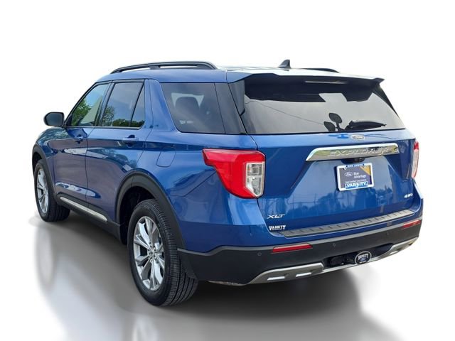 Certified 2023 Ford Explorer XLT w/ Equipment Group 202A AWD/4WD image 3