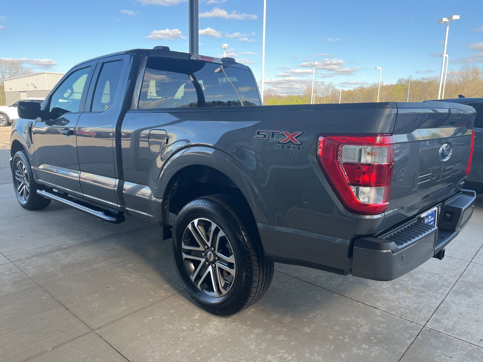 Certified 2023 Ford F150 XL w/ STX Appearance Package AWD/4WD image 4