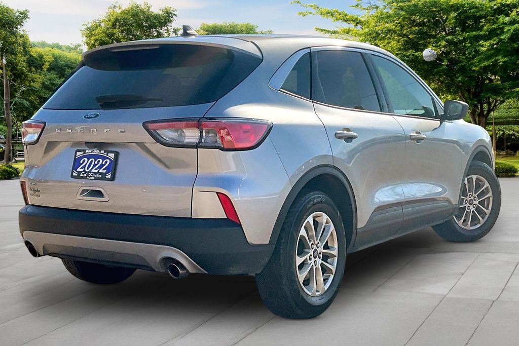 Certified 2022 Ford Escape SE w/ Cold Weather Package FWD image 12