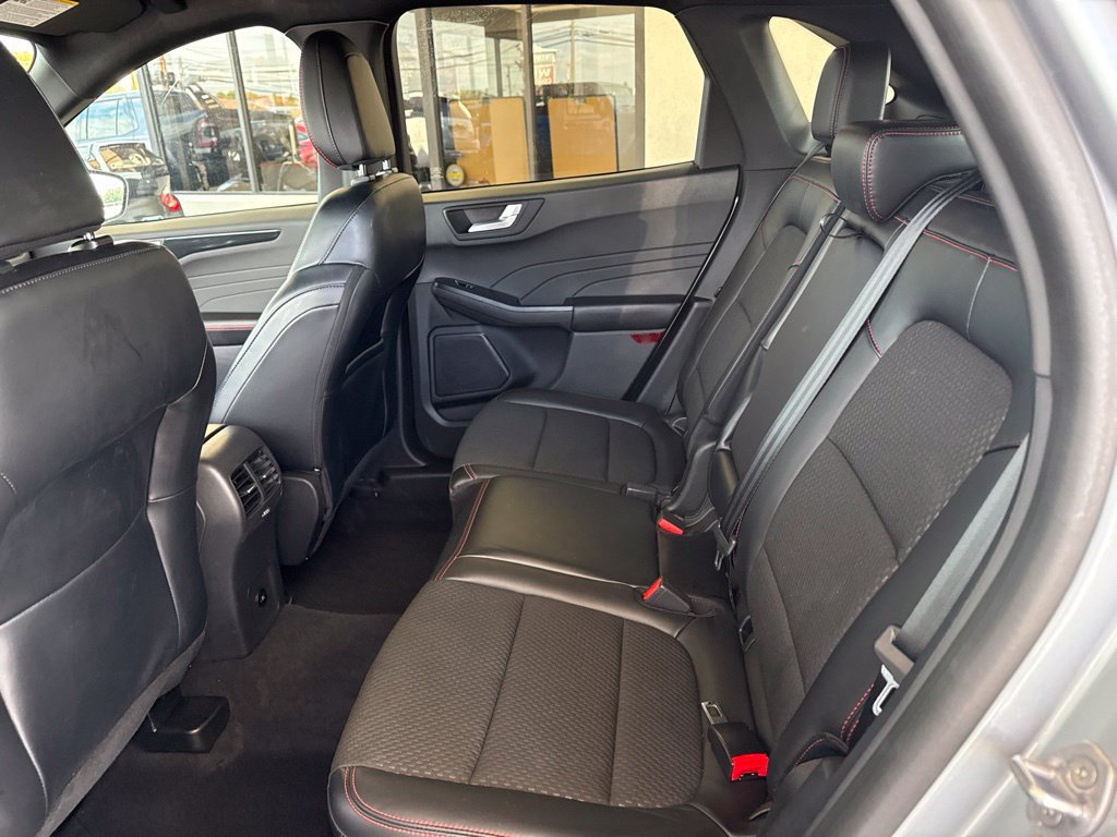 Certified 2023 Ford Escape ST-Line w/ Tech Pack #1 AWD/4WD image 13