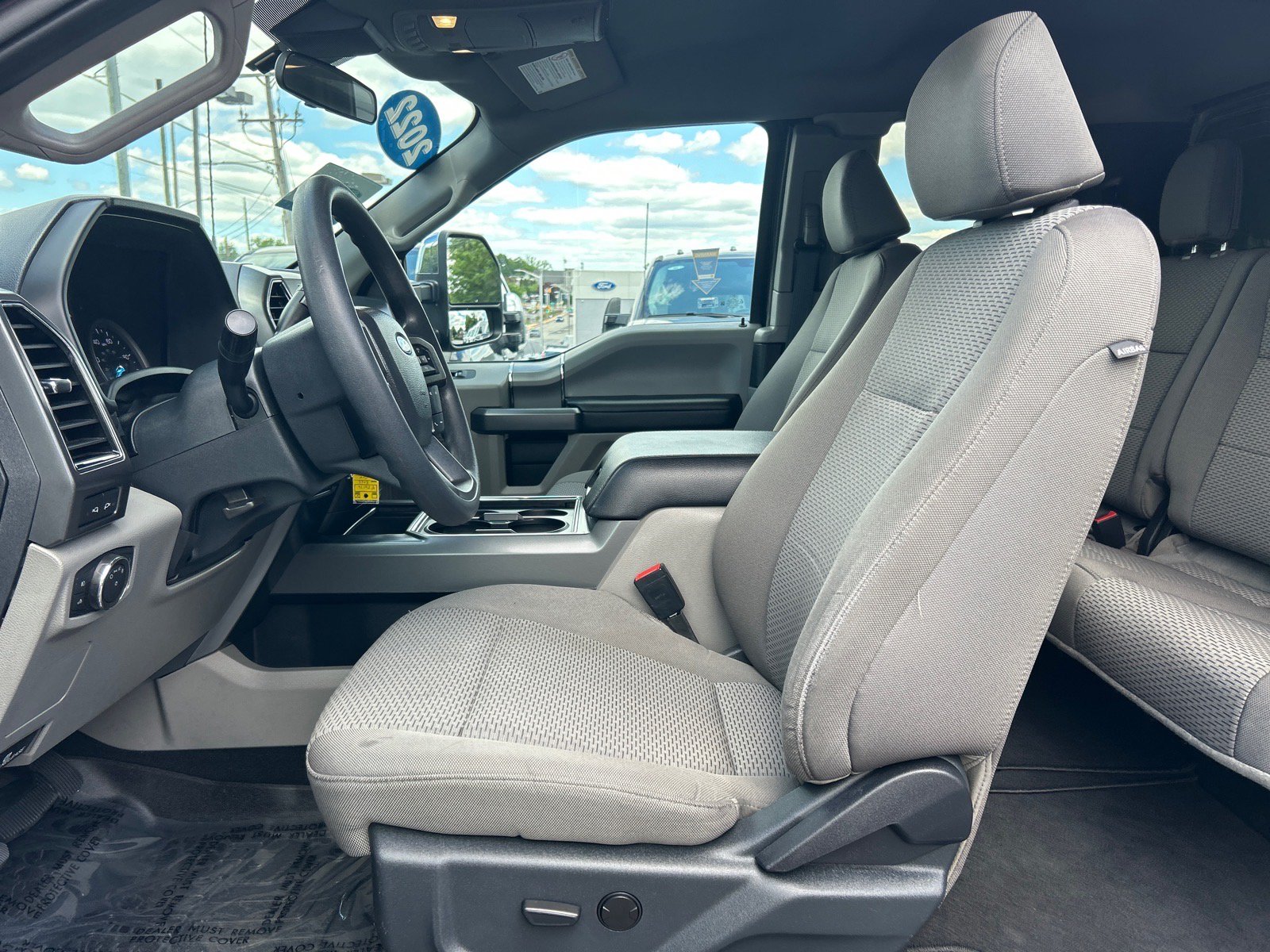 Certified 2022 Ford F350 XLT w/ XLT Premium Package AWD/4WD image 8