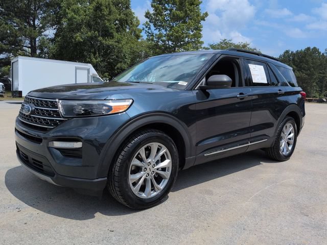 Certified 2023 Ford Explorer XLT w/ Equipment Group 202A RWD image 8