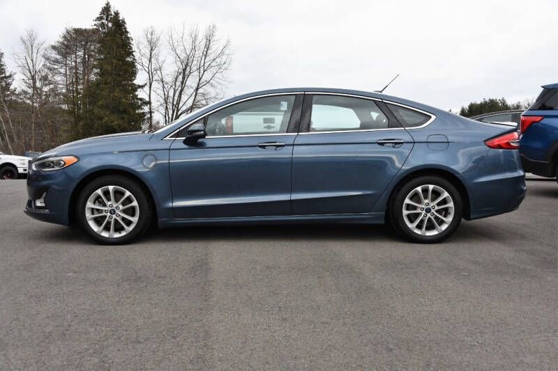 Certified 2019 Ford Fusion Energi Titanium image 2