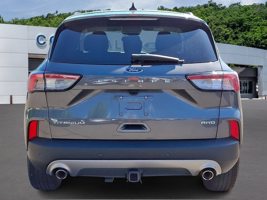 Certified 2022 Ford Escape Titanium w/ Titanium Elite Package AWD/4WD image 5