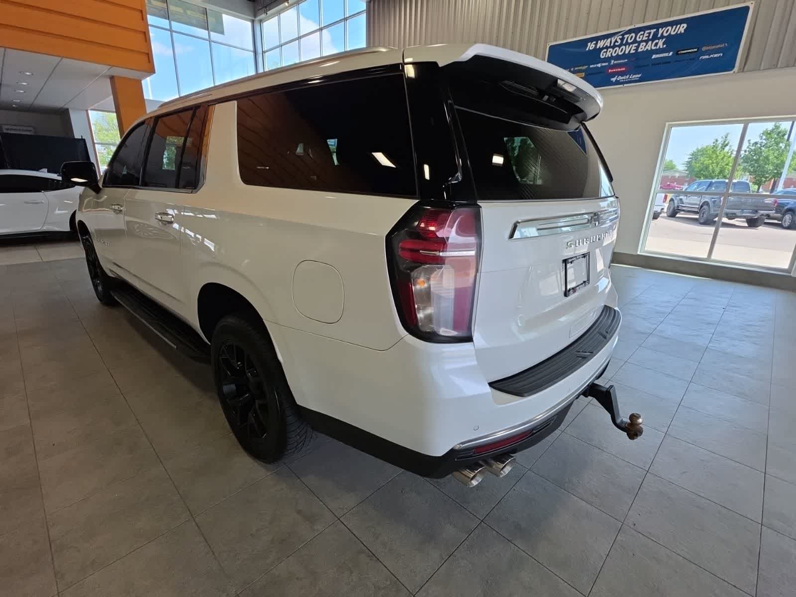 Used 2021 Chevrolet Suburban High Country AWD/4WD image 12