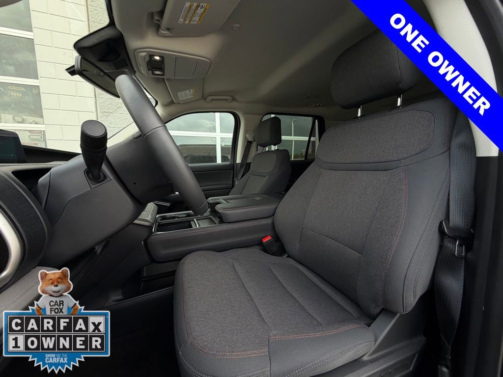 Certified 2025 Ford Expedition Active image 6