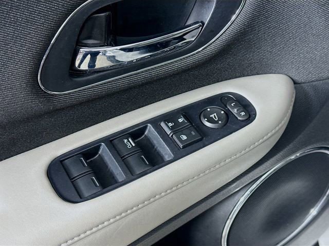 Used 2019 Honda HR-V EX image 17