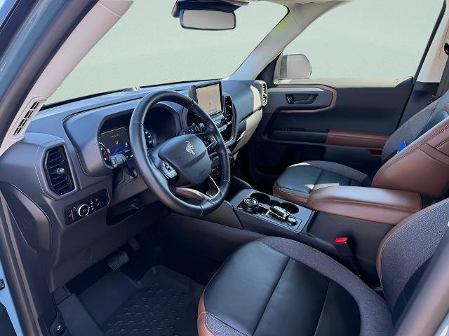 Certified 2023 Ford Bronco Sport Outer Banks w/ Tech Package AWD/4WD image 4
