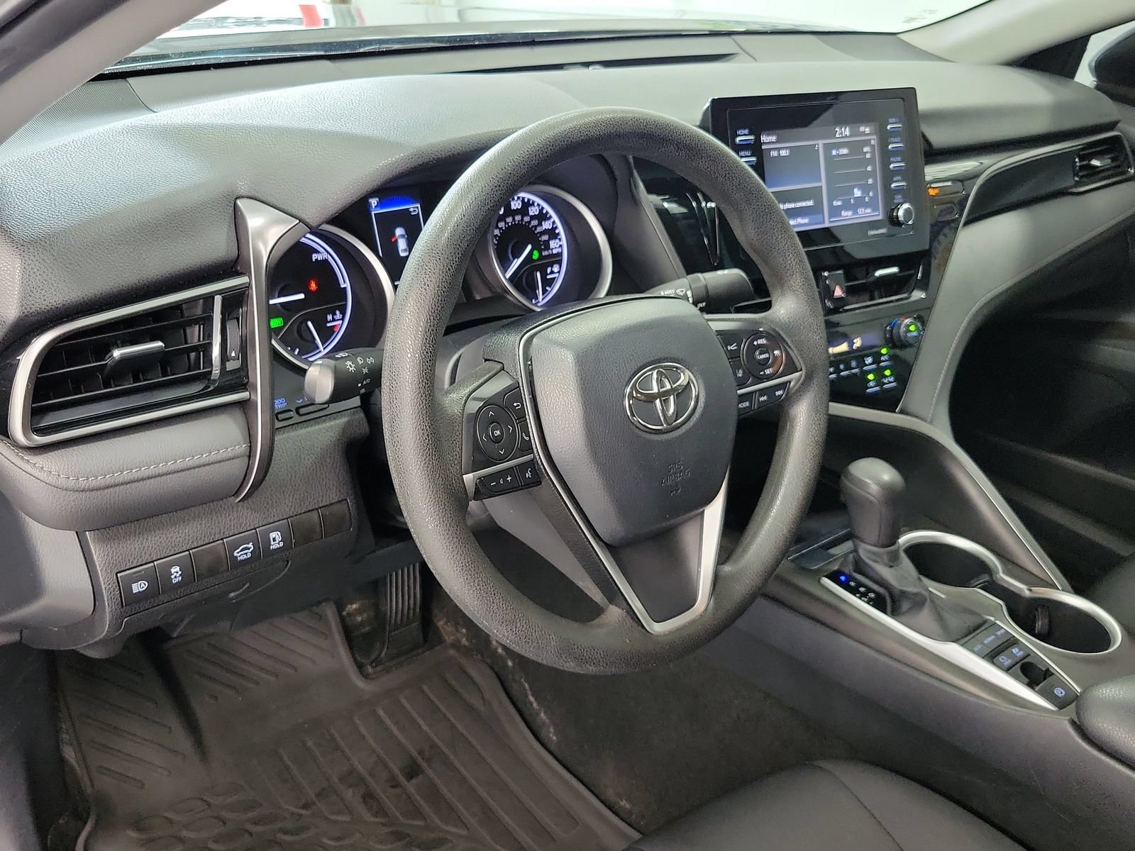 Used 2021 Toyota Camry LE FWD image 8