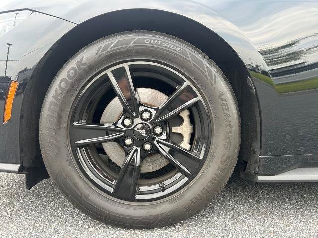 Certified 2024 Ford Mustang Coupe RWD image 25