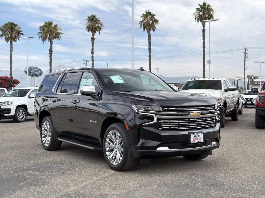 Used 2021 Chevrolet Tahoe Premier w/ Premium Package RWD image 4
