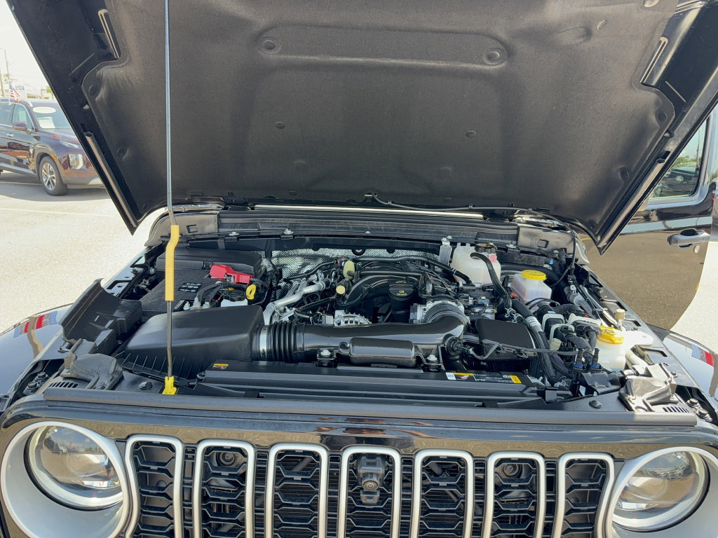 Used 2024 Jeep Wrangler Sahara w/ Technology Group image 37