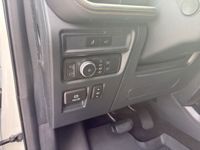 Certified 2022 Ford Expedition Platinum image 12