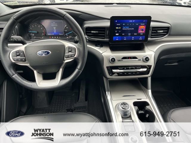 Certified 2022 Ford Explorer XLT w/ Equipment Group 202A image 12