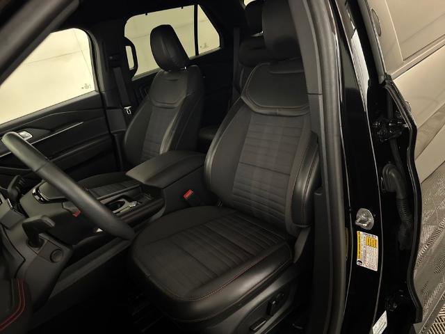 Certified 2025 Ford Explorer ST-Line w/ Premium Package image 17