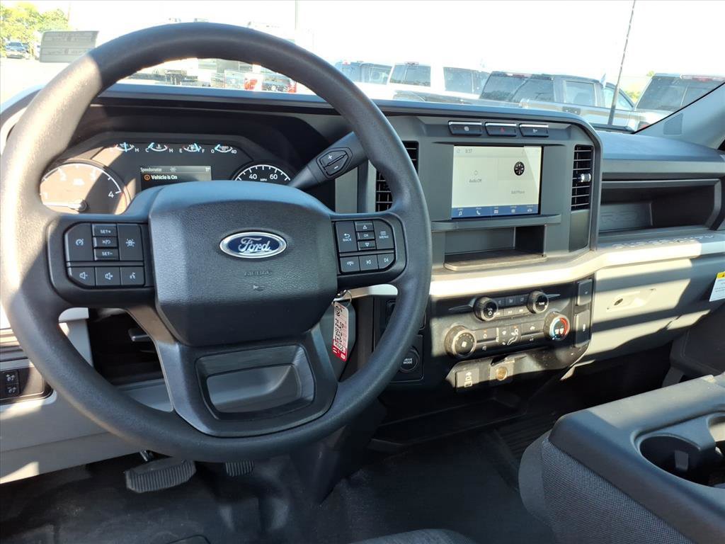 Certified 2023 Ford F450 XL image 14