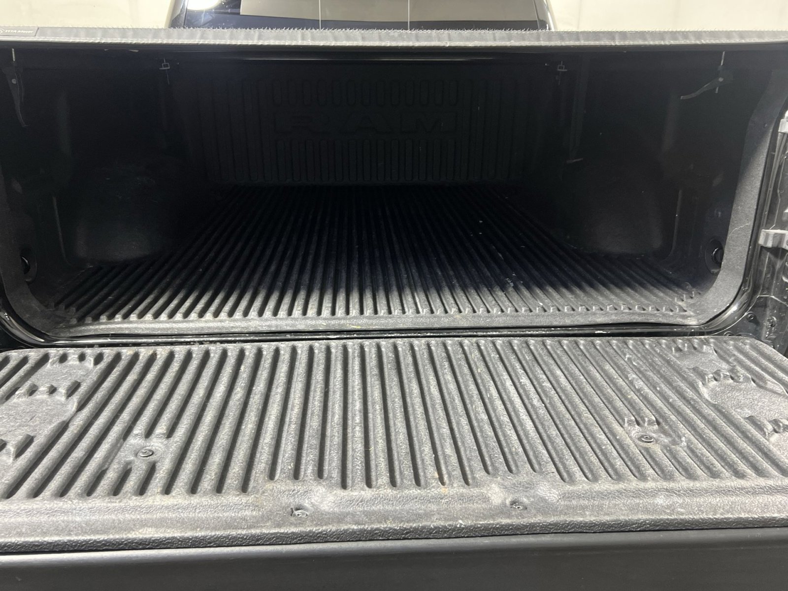 Used 2022 RAM 1500 Big Horn image 24