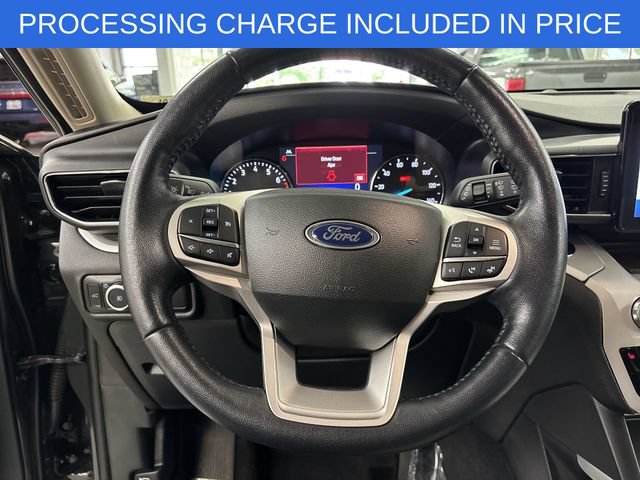 Certified 2023 Ford Explorer XLT w/ Equipment Group 202A AWD/4WD image 6