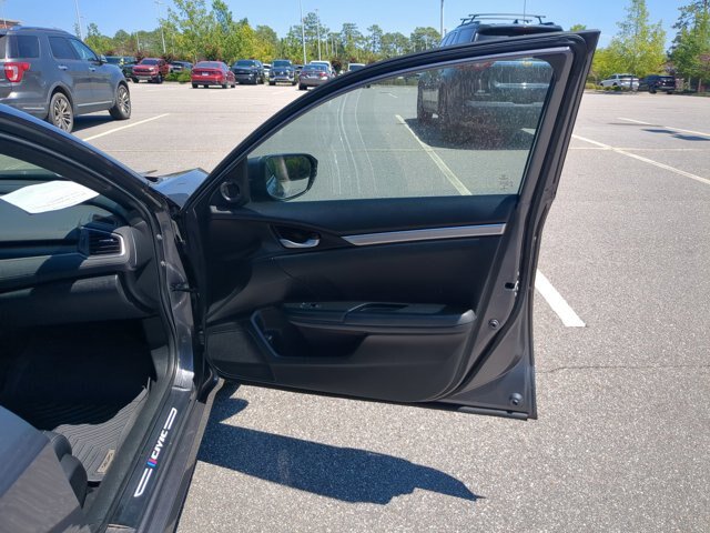 Used 2021 Honda Civic Sport image 32