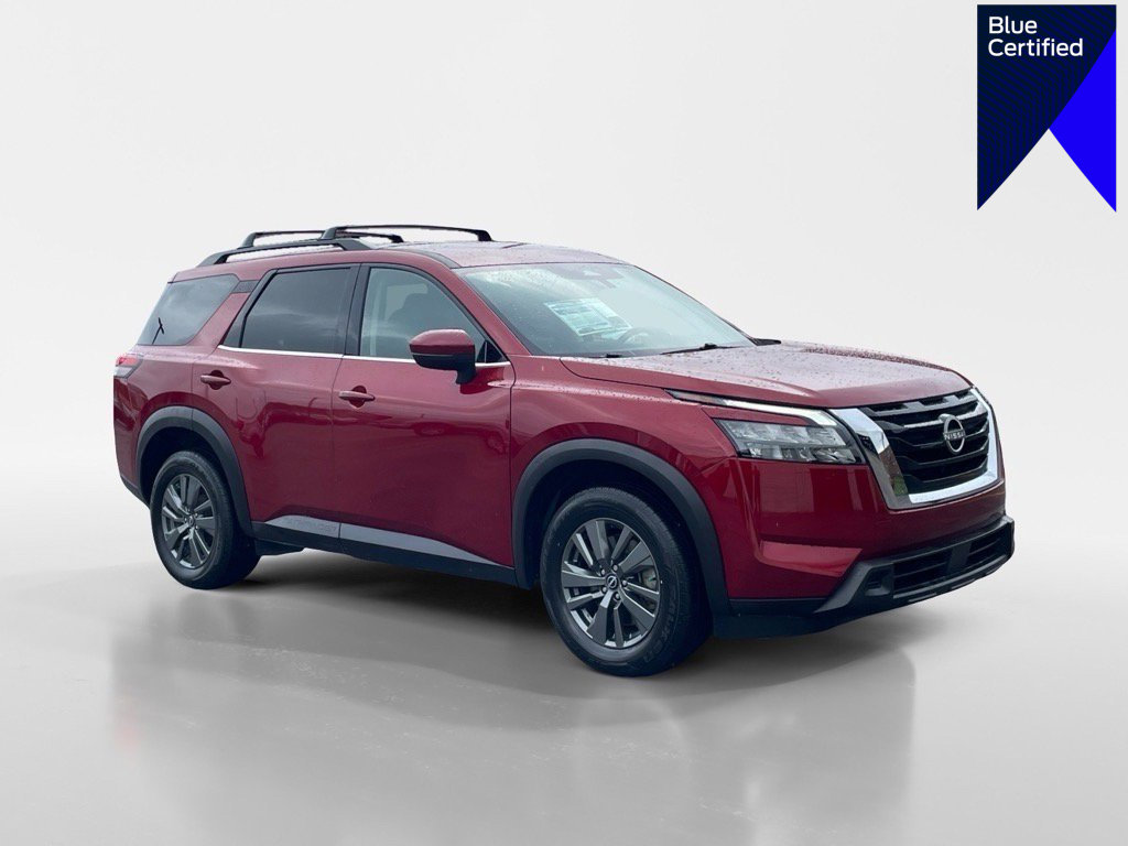 Used 2023 Nissan Pathfinder SV image 1