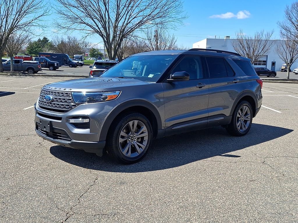 Certified 2023 Ford Explorer XLT w/ Equipment Group 202A image 6