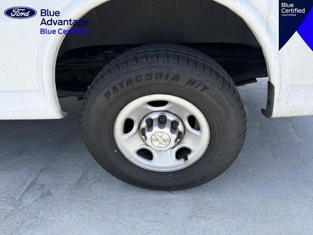 Used 2020 Chevrolet Express 2500 w/ Driver Convenience Package RWD image 19
