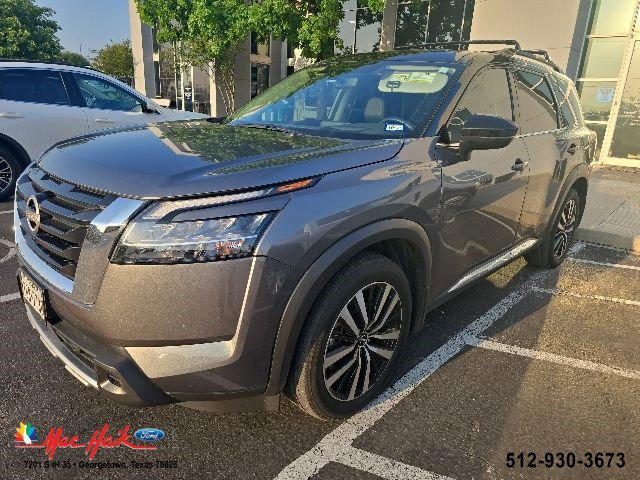 Used 2024 Nissan Pathfinder Platinum
