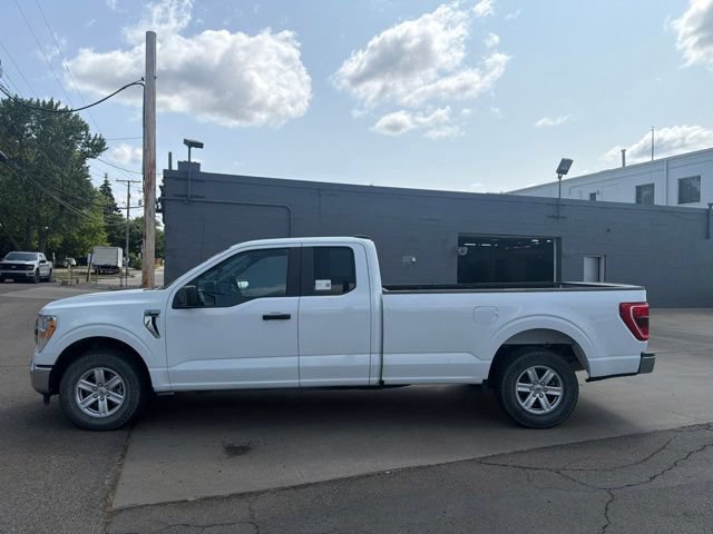 Certified 2021 Ford F150 XLT RWD image 4