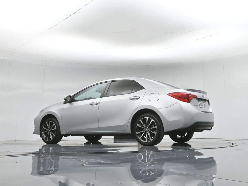 Used 2017 Toyota Corolla SE w/ Carpet Mat Package (TMS) FWD image 19