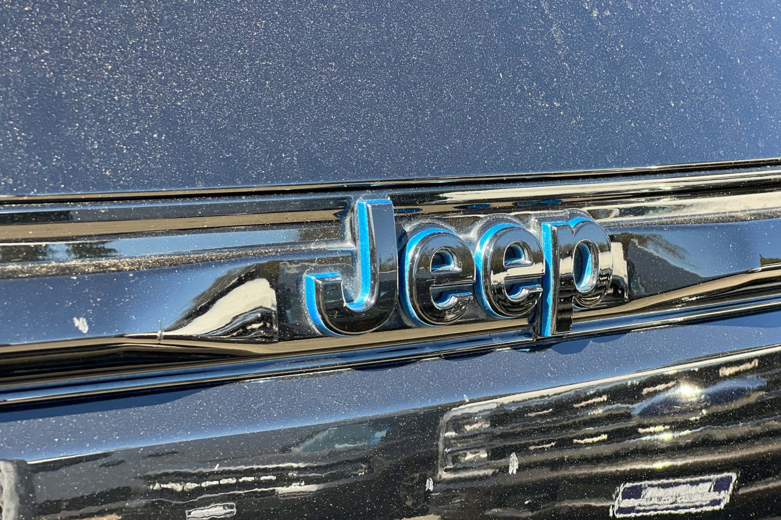 Used 2023 Jeep Grand Cherokee Summit AWD/4WD image 30