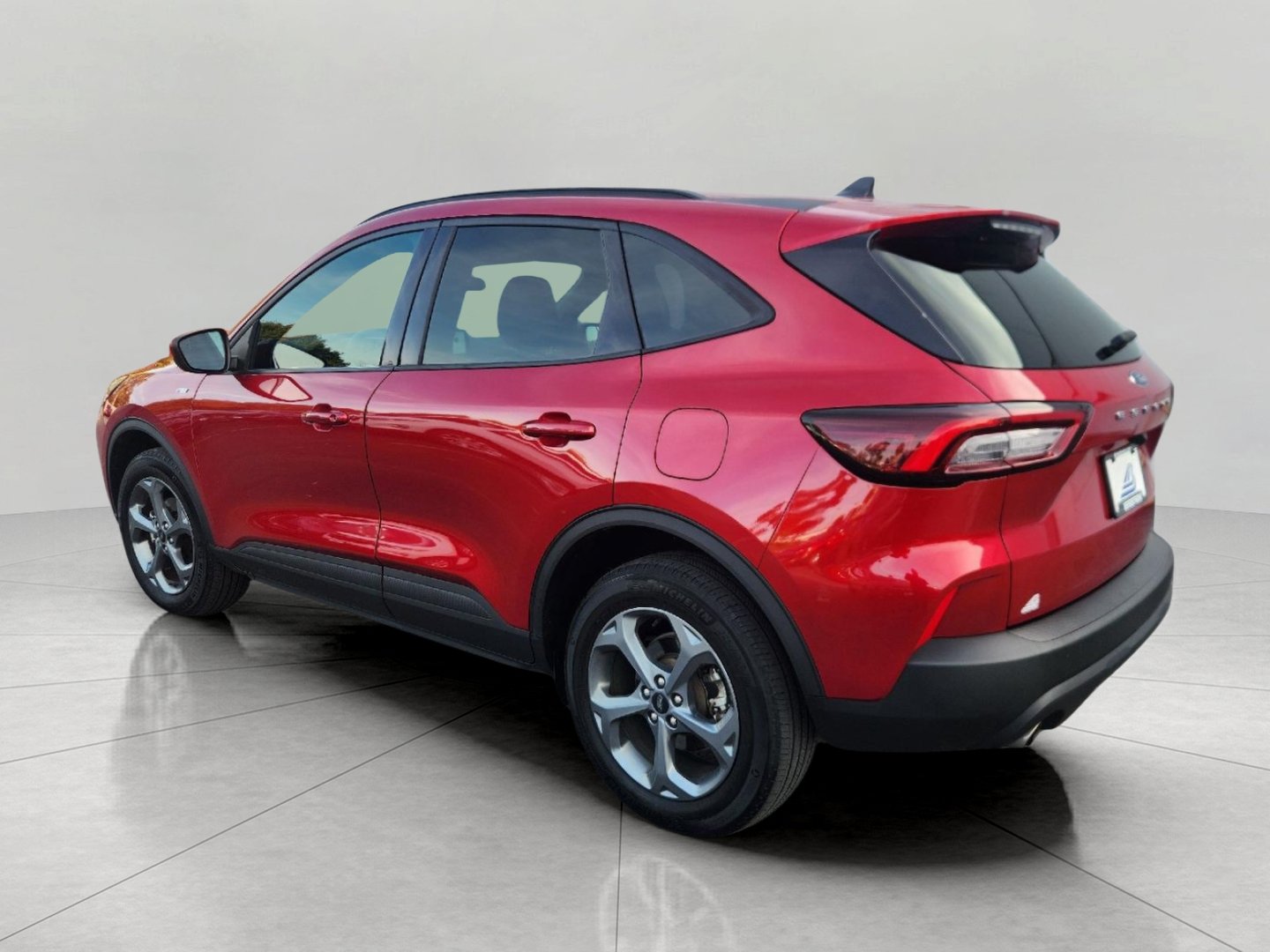 Certified 2025 Ford Escape ST-Line Select AWD/4WD image 8