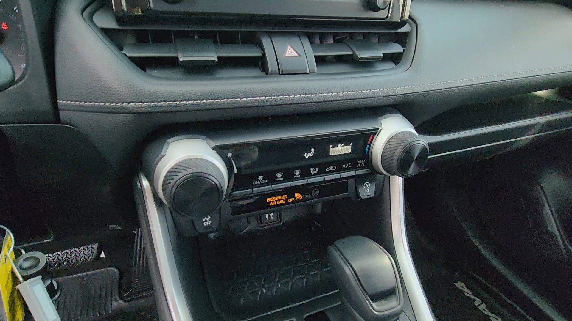 Used 2019 Toyota RAV4 LE image 24