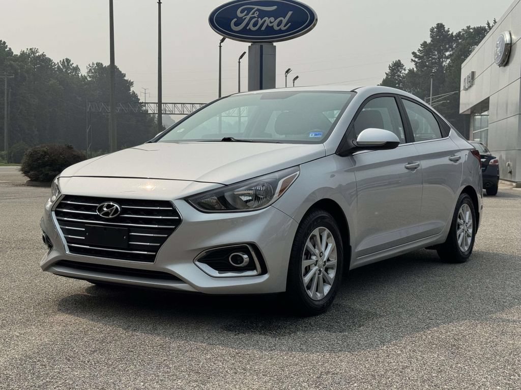 Used 2022 Hyundai Accent SEL FWD image 25