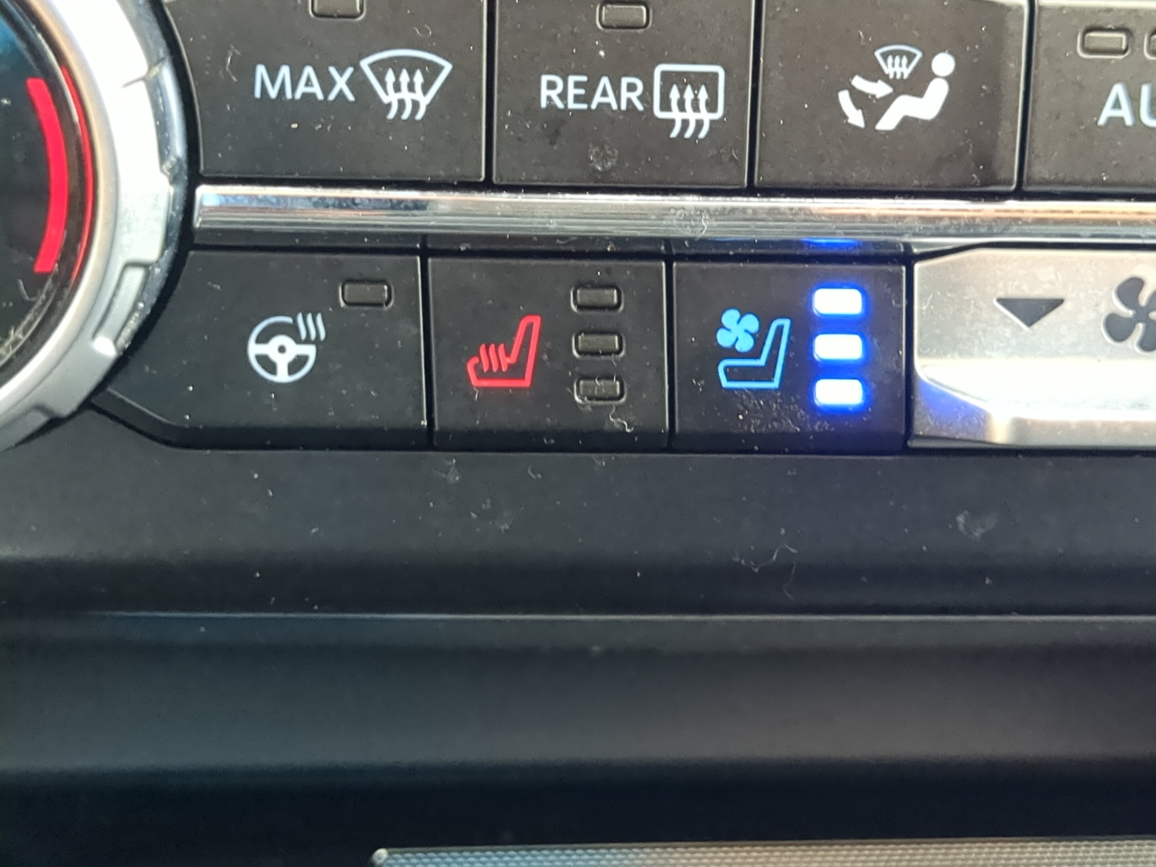 Certified 2025 Ford F250 Lariat w/ Lariat Ultimate Package AWD/4WD image 21