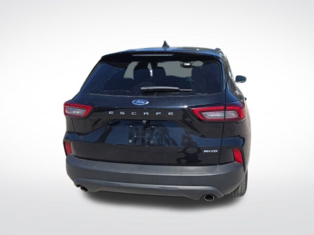 Certified 2025 Ford Escape ST-Line AWD/4WD image 4