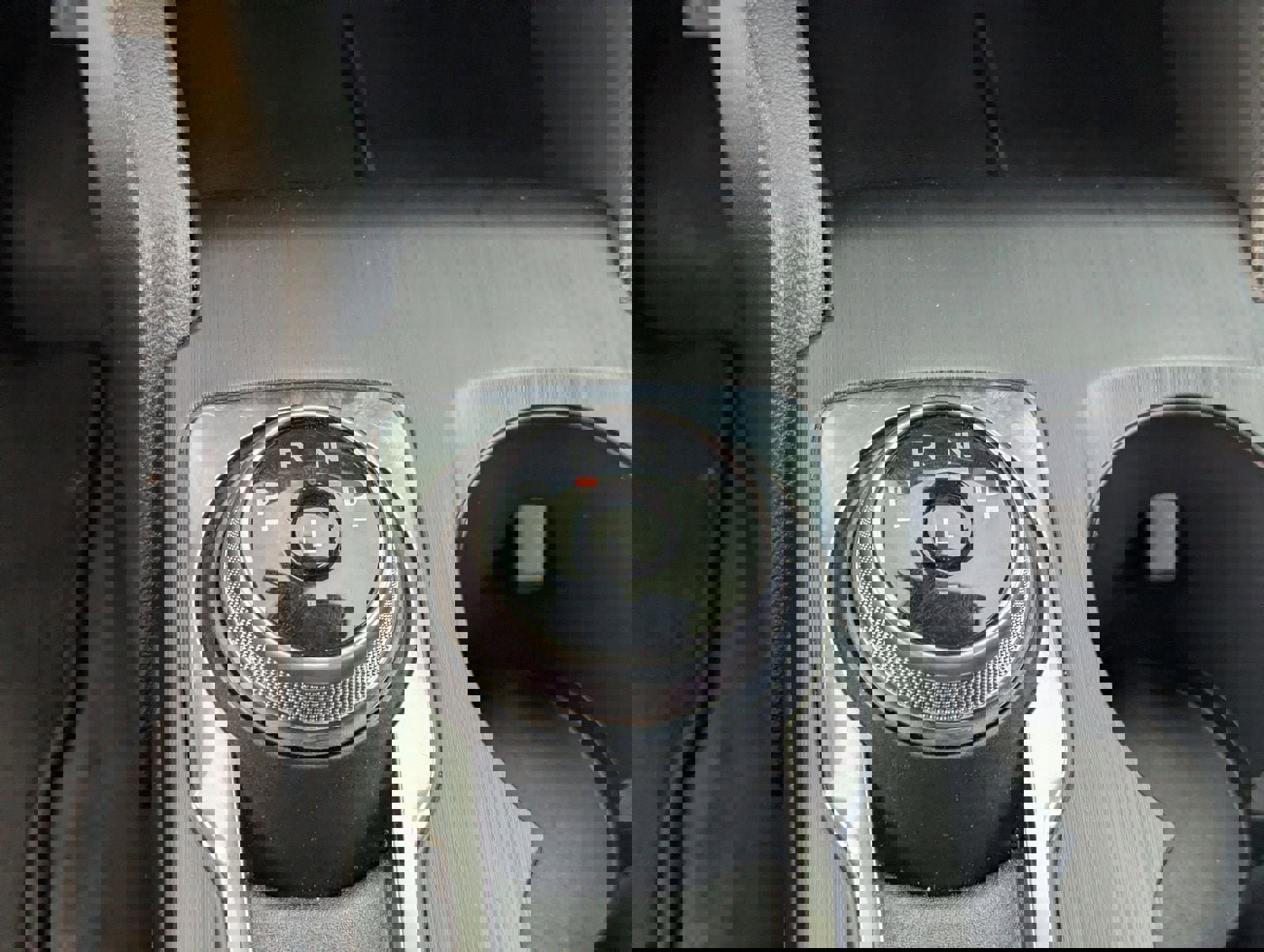 Certified 2025 Ford Escape ST-Line image 24