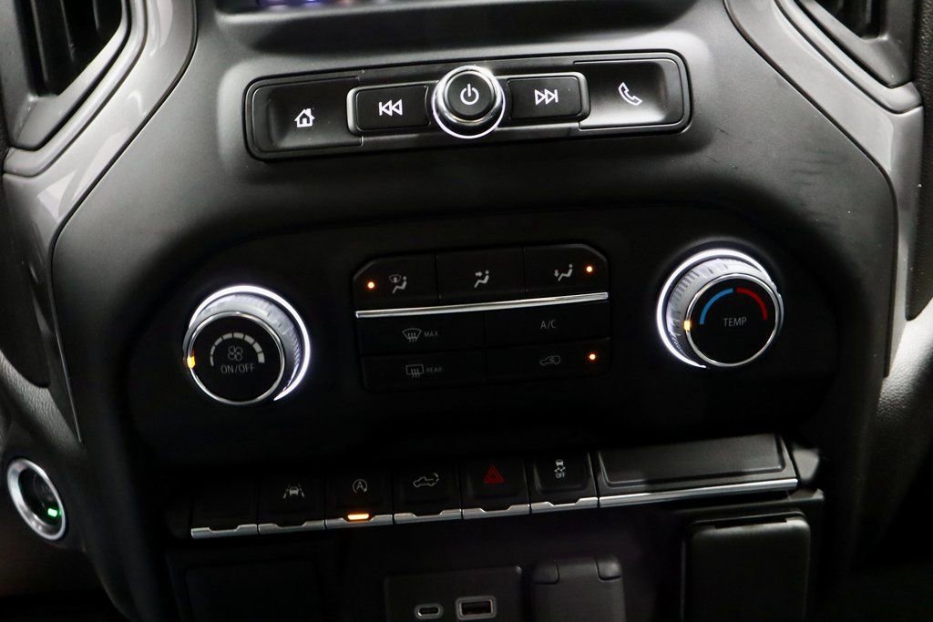 Used 2022 Chevrolet Silverado 1500 Custom image 29