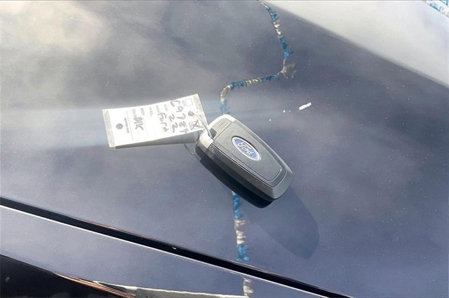 Certified 2022 Ford Explorer Limited w/ Hybrid Equipment Group 310A image 13