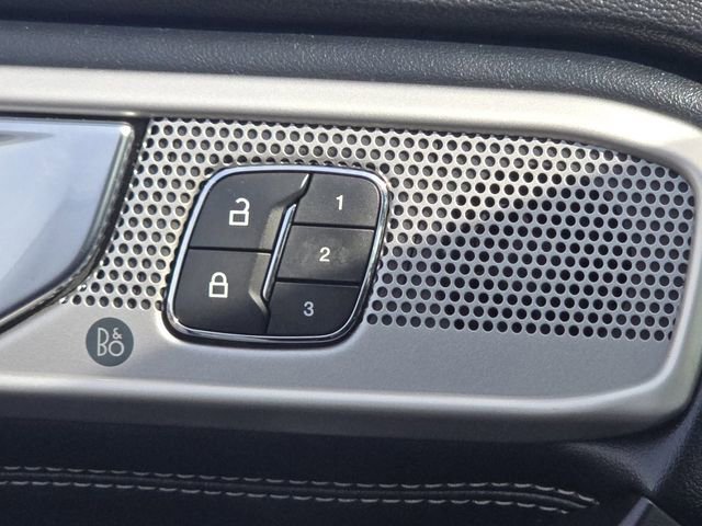 Certified 2020 Ford Explorer Limited w/ Class III Trailer Tow Package image 28