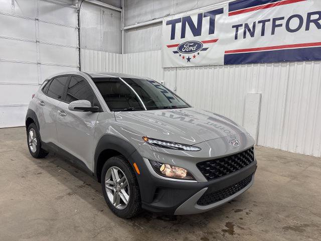 Used 2022 Hyundai Kona SE image 6