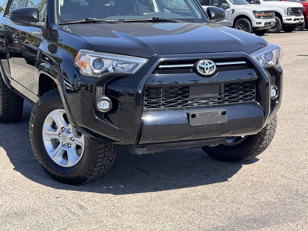 Used 2022 Toyota 4Runner SR5 RWD image 3