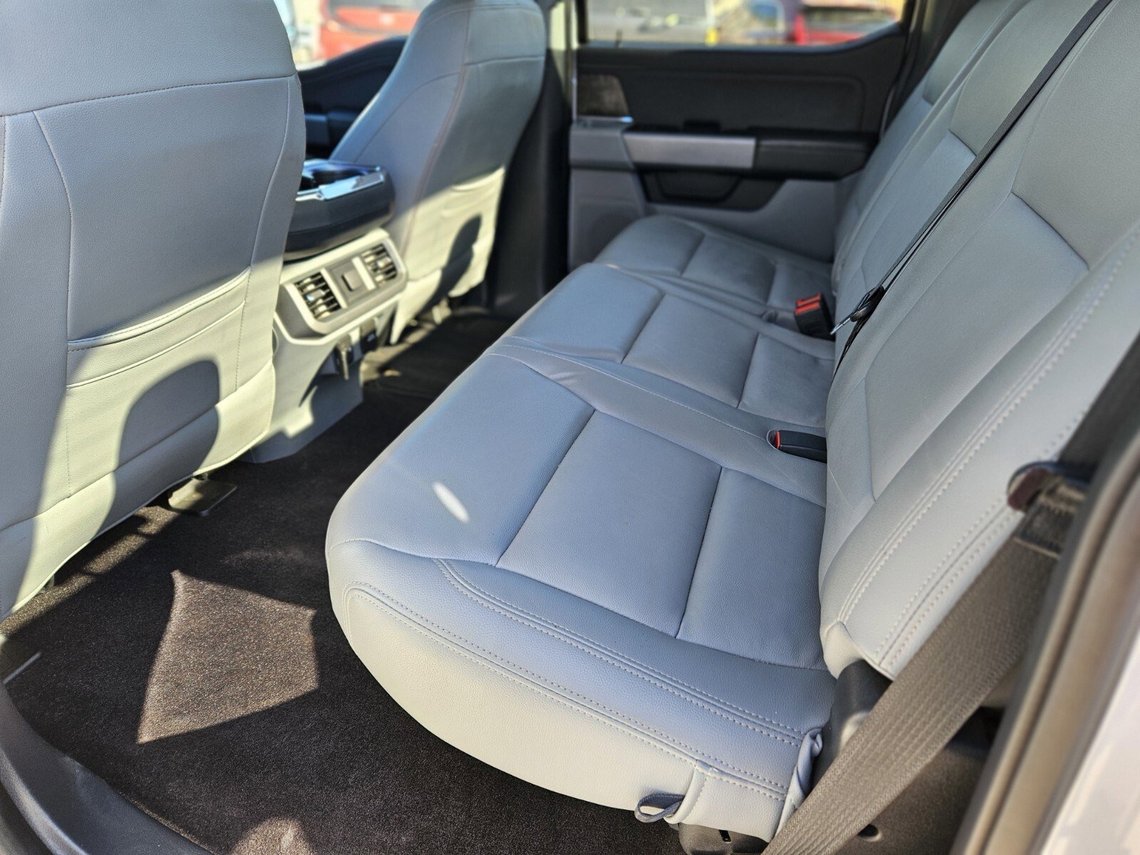 Certified 2022 Ford F150 XLT w/ Equipment Group 302A High image 18