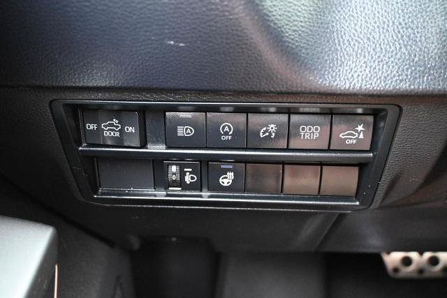 Used 2022 Toyota Tundra SR5 w/ TRD Off-Road Package AWD/4WD image 32
