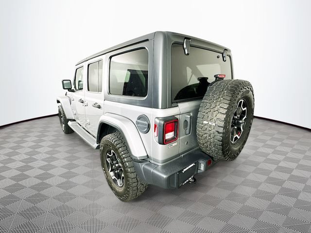 Used 2019 Jeep Wrangler Unlimited Sahara w/ Cold Weather Group AWD/4WD image 10