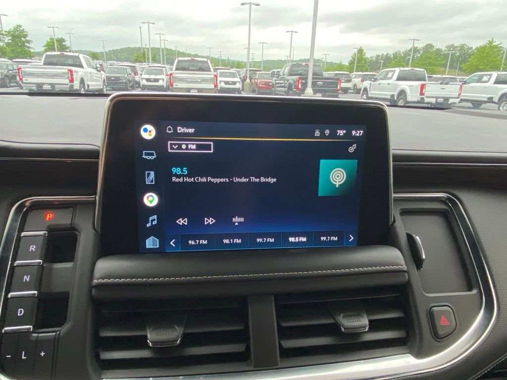 Used 2022 Chevrolet Suburban Premier AWD/4WD image 15