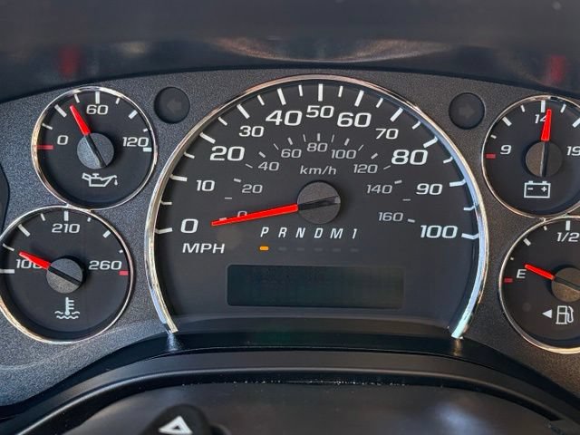 Used 2022 Chevrolet Express 2500 w/ Driver Convenience Package RWD image 26