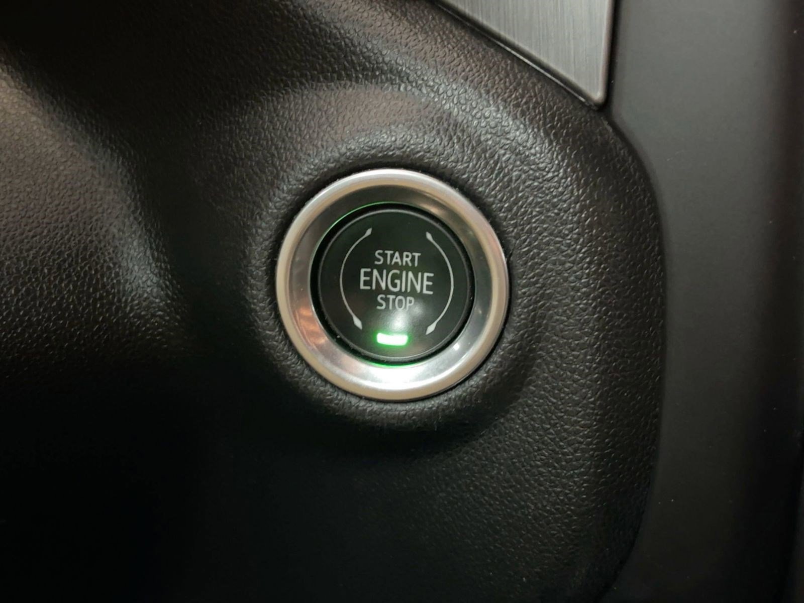 Used 2020 GMC Sierra 2500 Denali w/ Denali Ultimate Package image 27