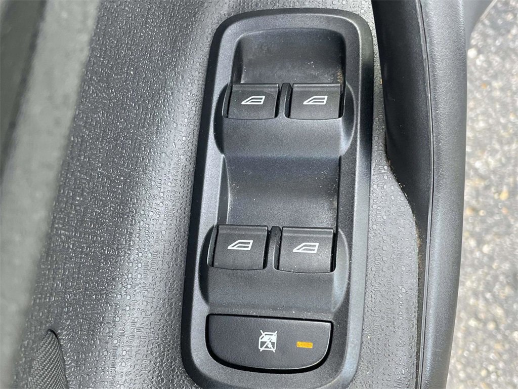 Certified 2018 Ford Fiesta SE image 16