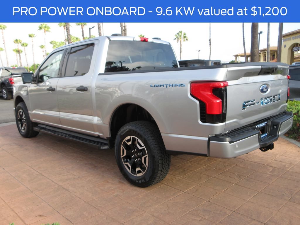 Certified 2023 Ford F150 Lightning XLT w/ Max Trailer Tow Package AWD/4WD image 2