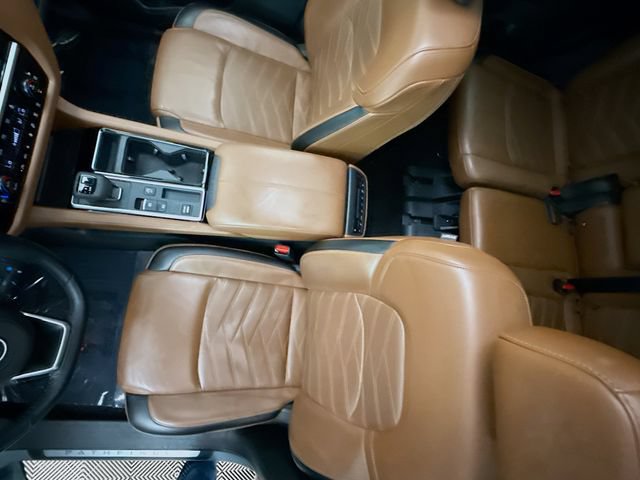 Used 2024 Nissan Pathfinder Platinum w/ Cargo Package FWD image 22